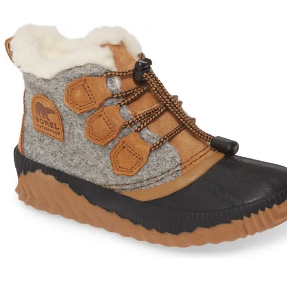 Sorel girls/ women’s duck boots